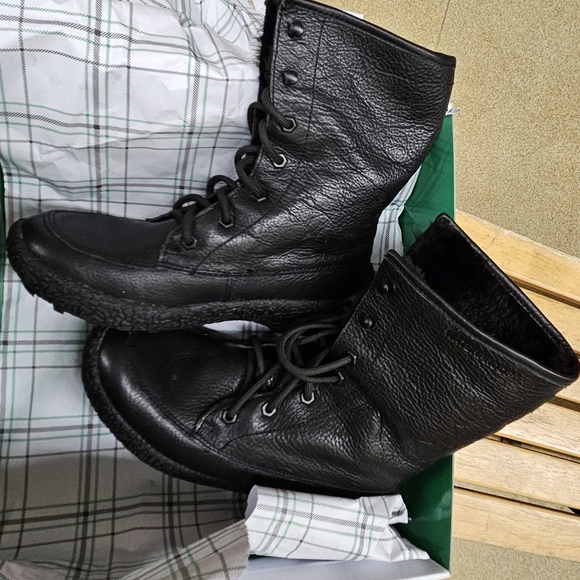 Boots - Picture 4 of 4